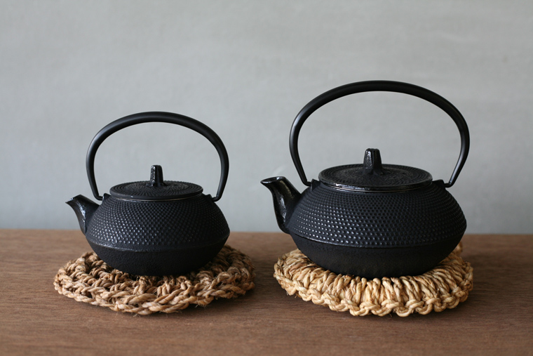 Nambu Bunshudo Iron Teapot