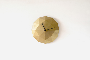 FUTAGAMI(フタガミ)真鍮鋳肌の掛け時計 二上