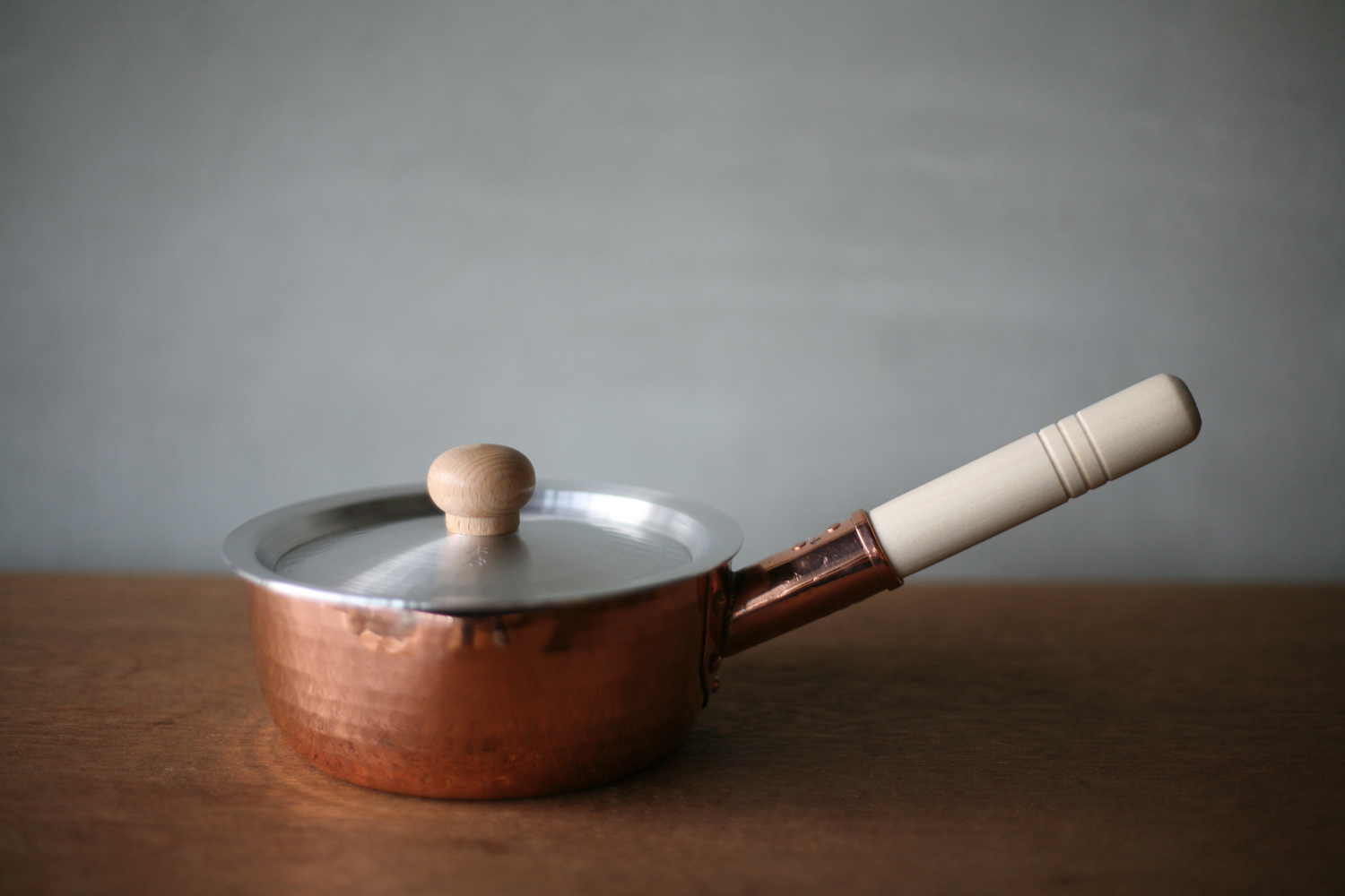 Casserole Japonaise avec Manche en Bois, Casserole Yukihira avec