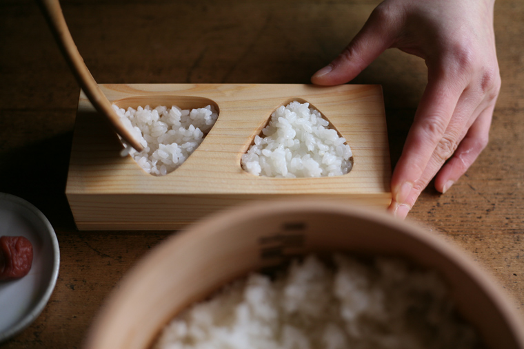 Yamaichi Triangular Onigiri Mold