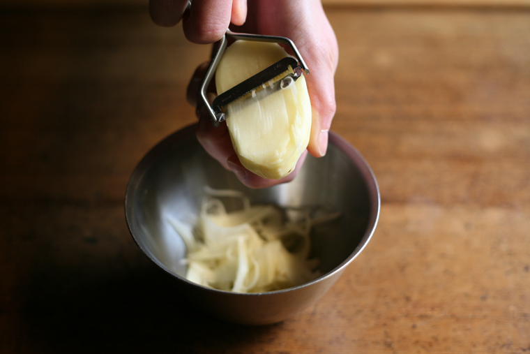 Yoshita Handi-Design Studio Peeler